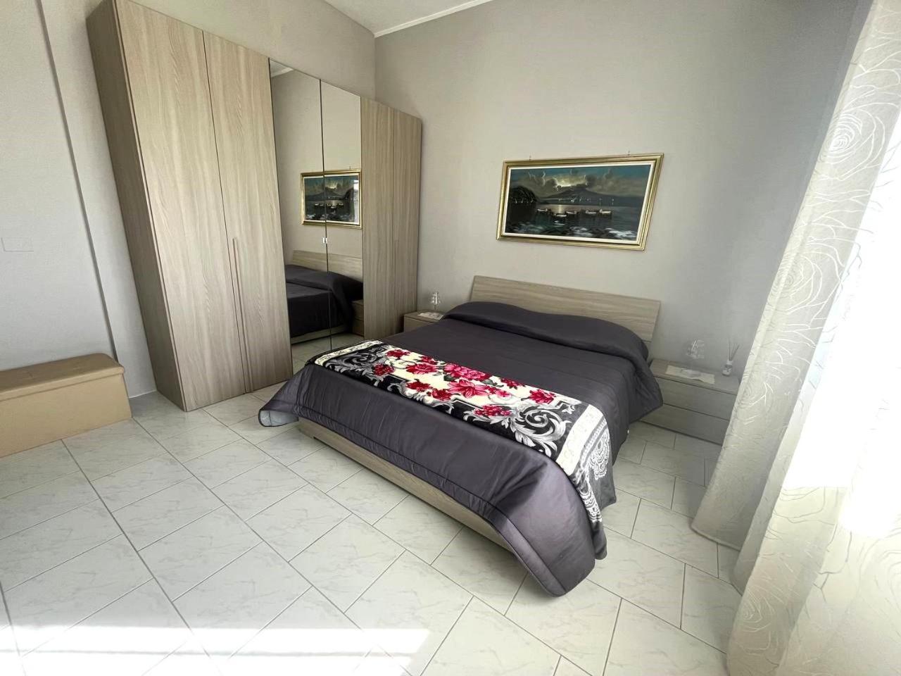 Holiday-Caroline Apartment Pompeia Exterior foto