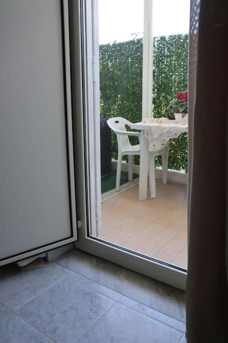 Holiday-Caroline Apartment Pompeia Exterior foto